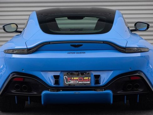 Used 2021 Aston Martin V8 Vantage Coupe RWD image 20