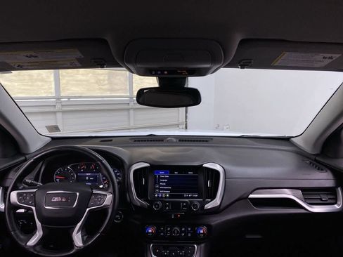 Used 2023 GMC Terrain SLT image 14