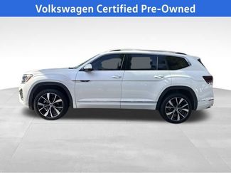 Certified 2024 Volkswagen Atlas SEL Premium R-Line video 2