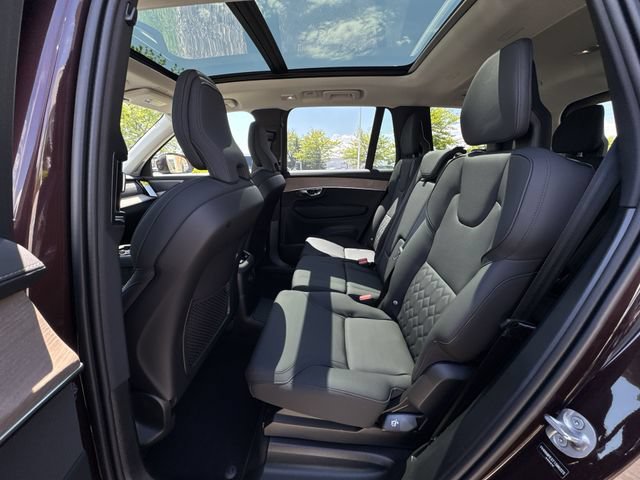 New 2026 Volvo XC90 T8 Plus w/ Protection Package Premier AWD/4WD image 26