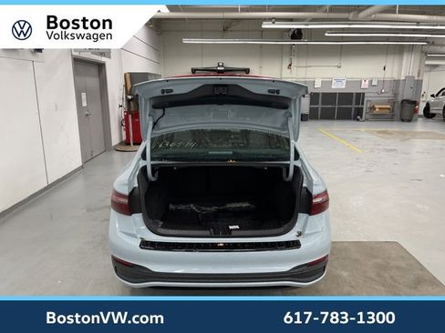 New 2026 Volkswagen Jetta SE image 9