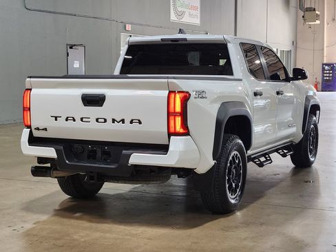 Used 2024 Toyota Tacoma TRD Off-Road AWD/4WD image 8