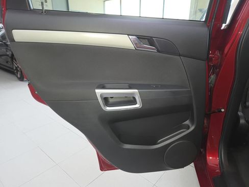 Used 2012 Chevrolet Captiva Sport LT FWD image 19