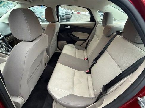 Used 2014 Ford Focus SE FWD image 13