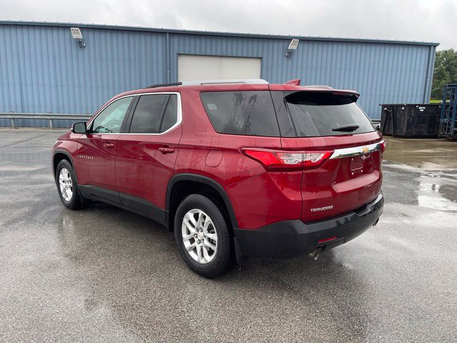 Used 2018 Chevrolet Traverse LT FWD image 2