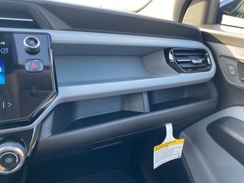 New 2027 Chevrolet Bolt LT w/ Comfort Package FWD image 31