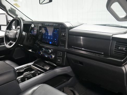 Certified 2024 Ford F250 Lariat w/ Lariat Ultimate Package image 14