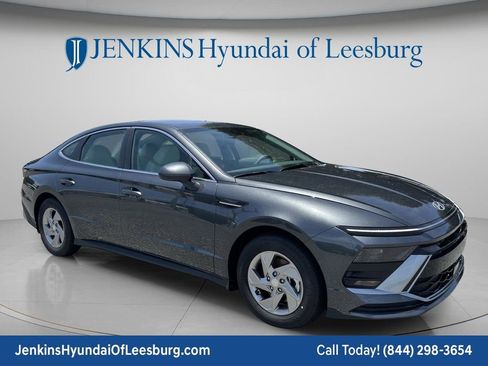 New 2026 Hyundai Sonata SE FWD image 1