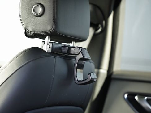 New 2026 Land Rover Range Rover Velar Dynamic SE image 35