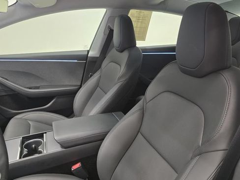 Used 2024 Tesla Model 3 Standard Range RWD image 19