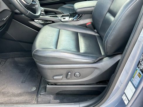 Used 2025 Kia Telluride S FWD image 16