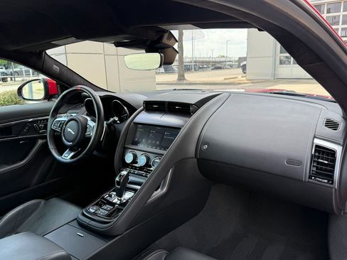 Used 2020 Jaguar F-TYPE Checkered Flag image 14