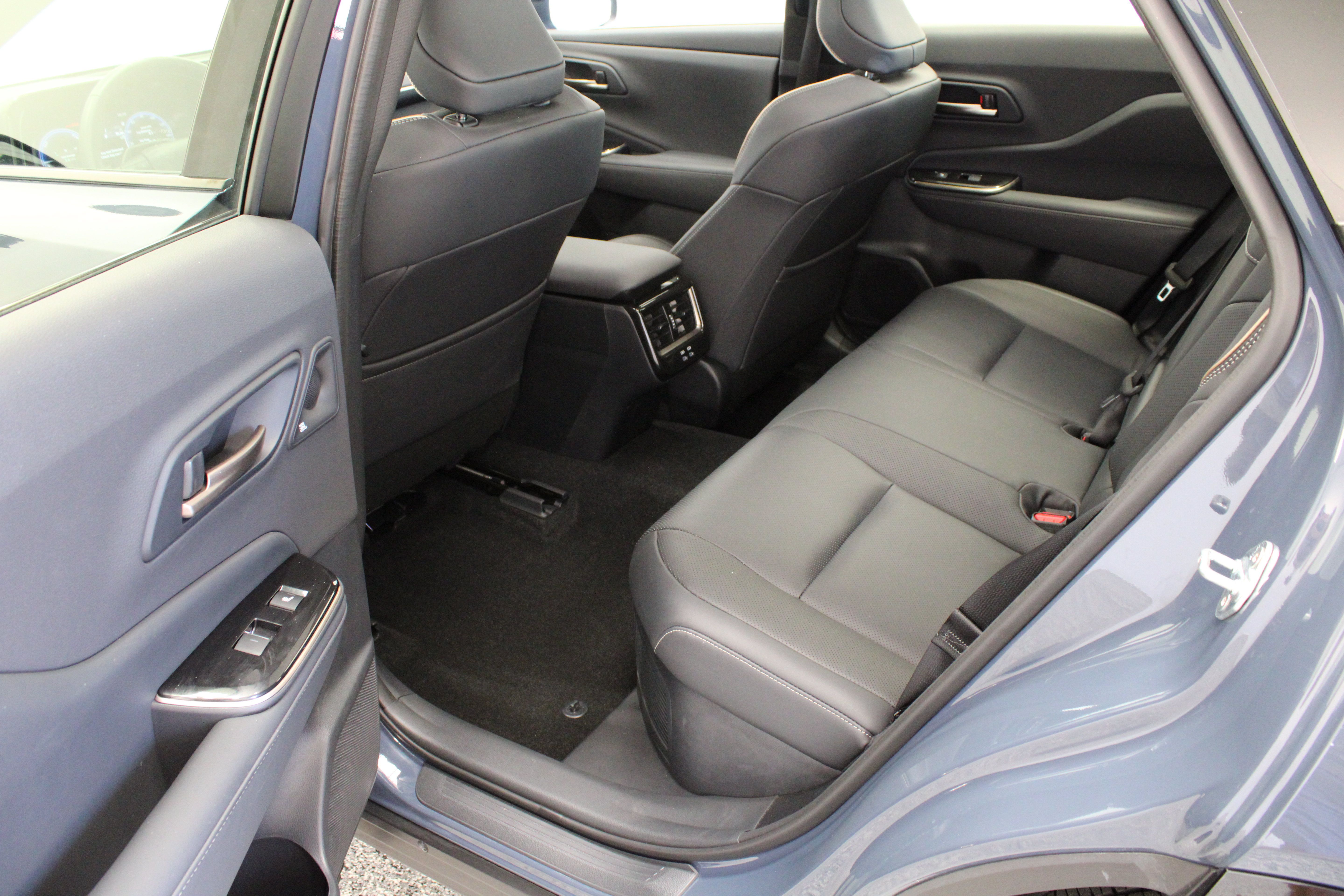 Used 2026 Toyota Crown Signia w/ Advanced Technology Package AWD/4WD image 30