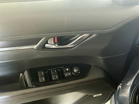 Used 2021 MAZDA CX-5 Carbon Edition image 18