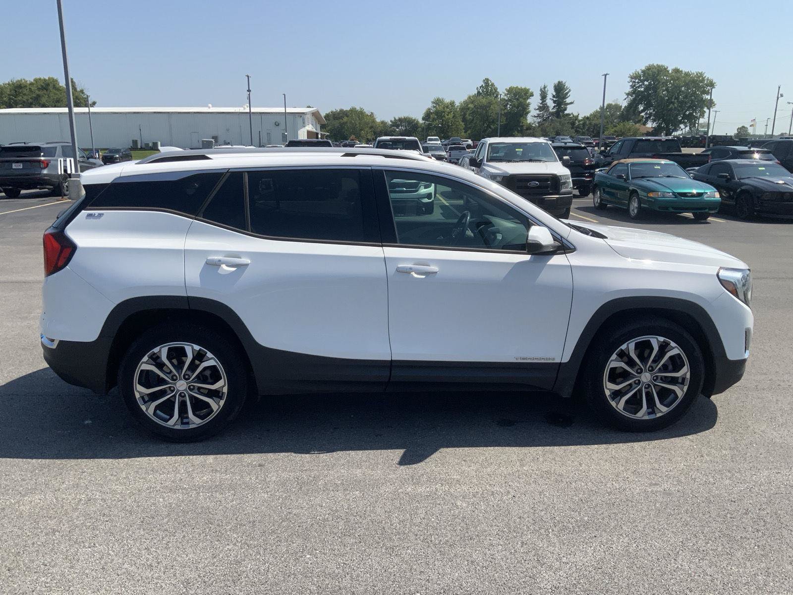 Used 2018 GMC Terrain SLT w/ Preferred Package FWD image 13