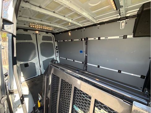Used 2023 Mercedes-Benz Sprinter 2500 image 23