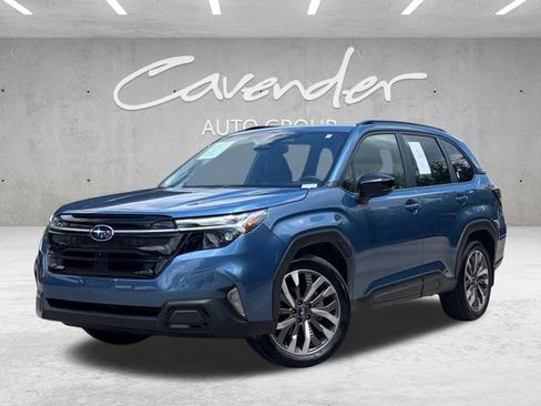 Used 2025 Subaru Forester Touring AWD/4WD image 1