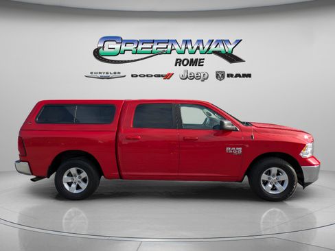 Used 2021 RAM 1500 Classic SLT image 8