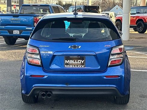 Used 2020 Chevrolet Sonic LT w/ LPO, Performance Package image 4