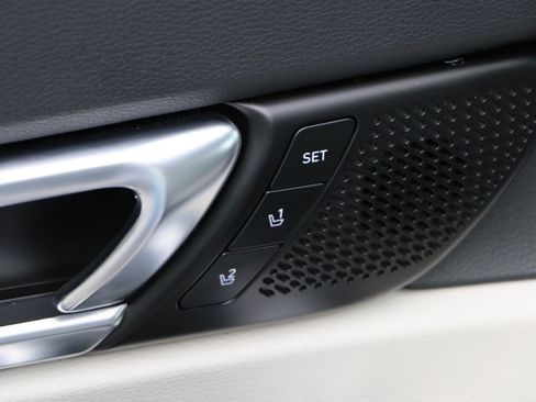 Used 2024 Kia Telluride SX AWD/4WD image 18