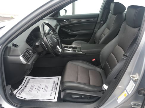 Used 2019 Honda Accord Sport image 18