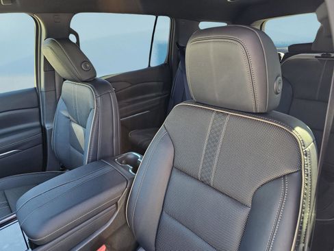 New 2026 Chevrolet Traverse High Country image 15