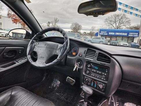 Used 2004 Chevrolet Monte Carlo SS w/ Preferred Equipment Group image 13