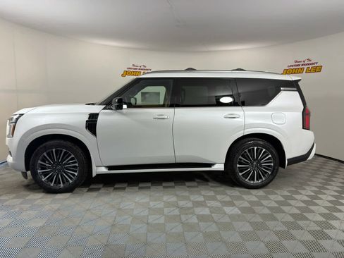 New 2026 Nissan Armada Platinum Reserve w/ Accent Package AWD/4WD image 2