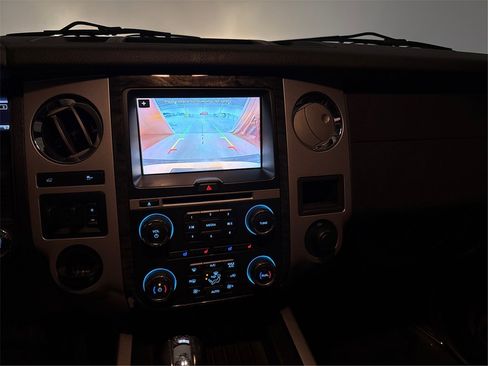Used 2017 Ford Expedition EL Limited w/ Equipment Group 301A image 26