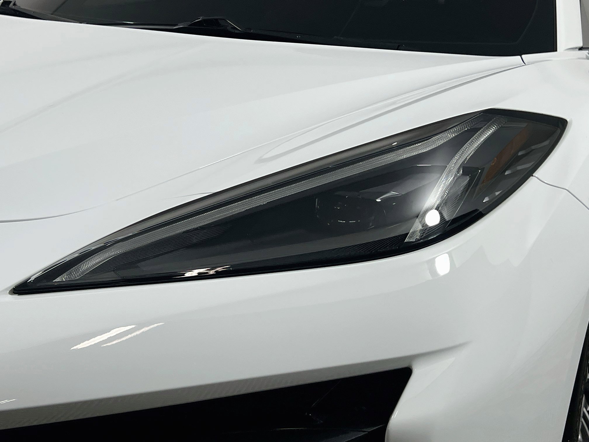 Used 2023 Chevrolet Corvette Z06 RWD image 12