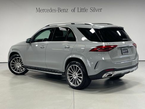 Certified 2024 Mercedes-Benz GLE 450e 4MATIC image 3