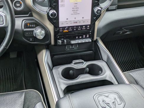 Used 2022 RAM 1500 Laramie w/ Laramie Southwest Edition RWD image 18
