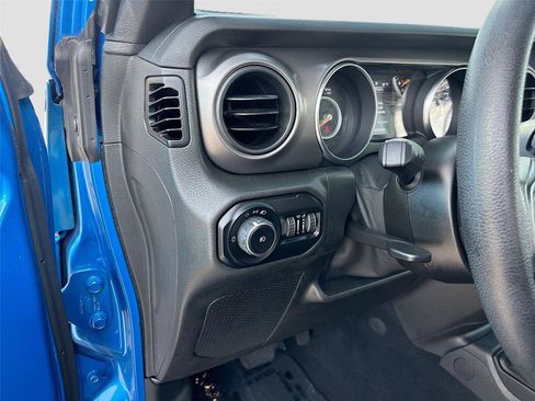 Used 2021 Jeep Wrangler Sport AWD/4WD image 11