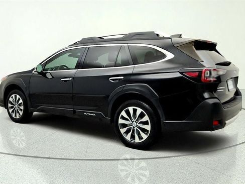 Used 2023 Subaru Outback Touring XT AWD/4WD image 7