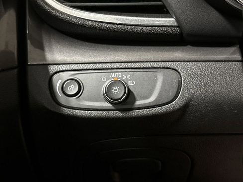 Used 2019 Buick Encore Preferred FWD image 18