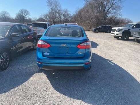 Used 2014 Ford Fiesta SE image 6