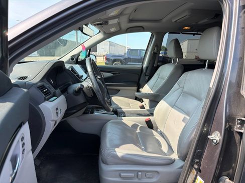 Used 2019 Honda Pilot Elite image 10