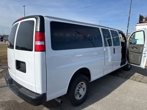 Used 2023 Chevrolet Express 3500 LS image 10