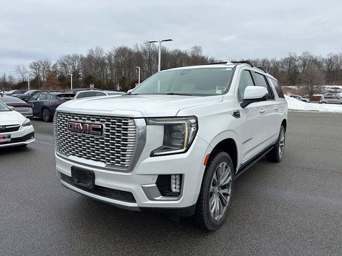Used 2021 GMC Yukon XL Denali w/ Denali Ultimate Package image 1