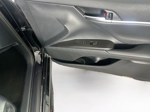 Used 2024 Toyota Camry XSE image 30