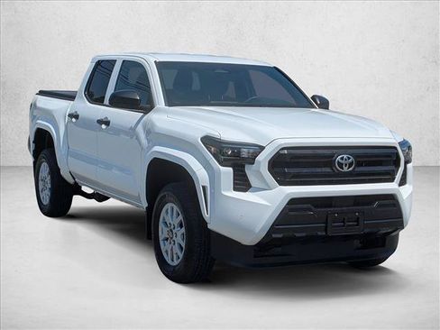Used 2024 Toyota Tacoma SR w/ SR Upgrade Package AWD/4WD image 3