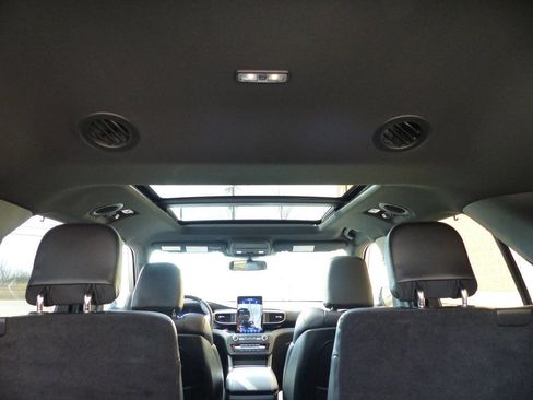 Used 2020 Ford Explorer ST w/ ST Street Pack image 28