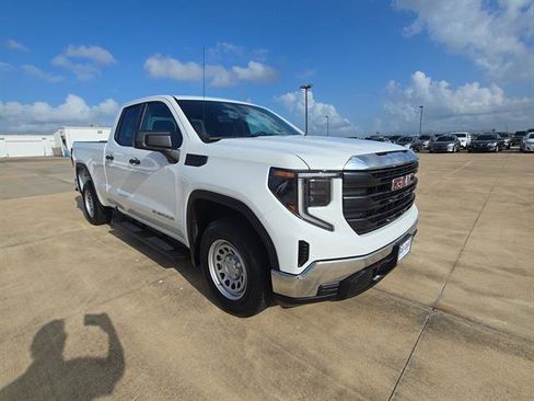 Used 2023 GMC Sierra 1500 Pro w/ Pro Value Package RWD image 3