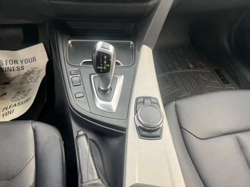 Used 2016 BMW 320i xDrive Sedan image 16
