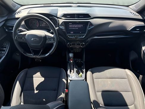 Used 2023 Chevrolet TrailBlazer RS w/ Sun and Liftgate Package FWD image 26