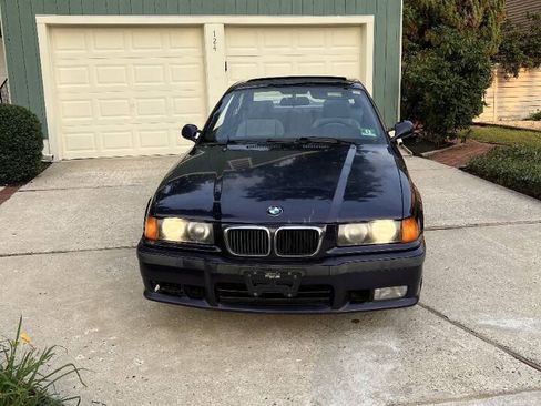 Used 1997 BMW M3 Coupe RWD image 7