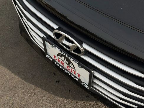 Used 2018 Hyundai Elantra Value Edition image 32