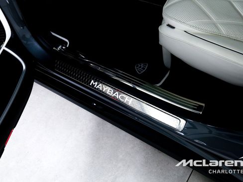 Used 2023 Mercedes-Benz Maybach S 680 4MATIC w/ Manufaktur Leather Package image 22
