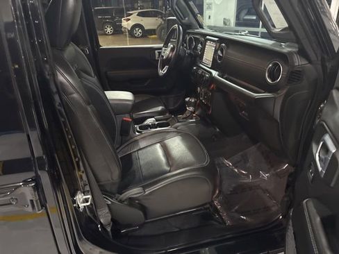 Used 2021 Jeep Wrangler Unlimited Sahara 4xe image 39