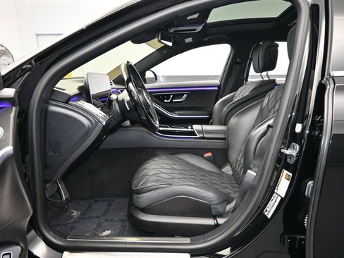 Used 2022 Mercedes-Benz S 580 4MATIC Sedan image 12
